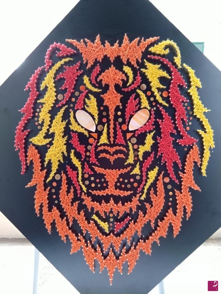 quadri in vendita online - Leone String Art